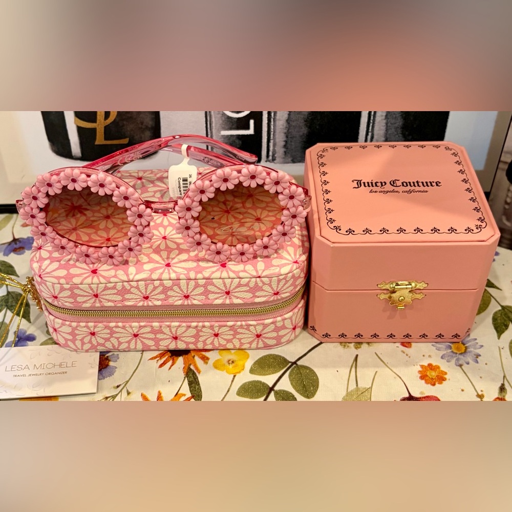 NWT JUICY COUTURE & Pink Patterned Jewelry Travel Case w/everything you see